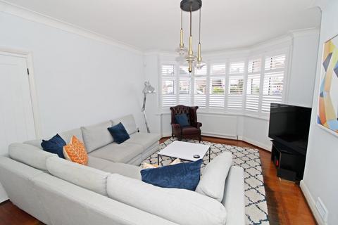 116 Wickham Way, Beckenham, BR3 3AR