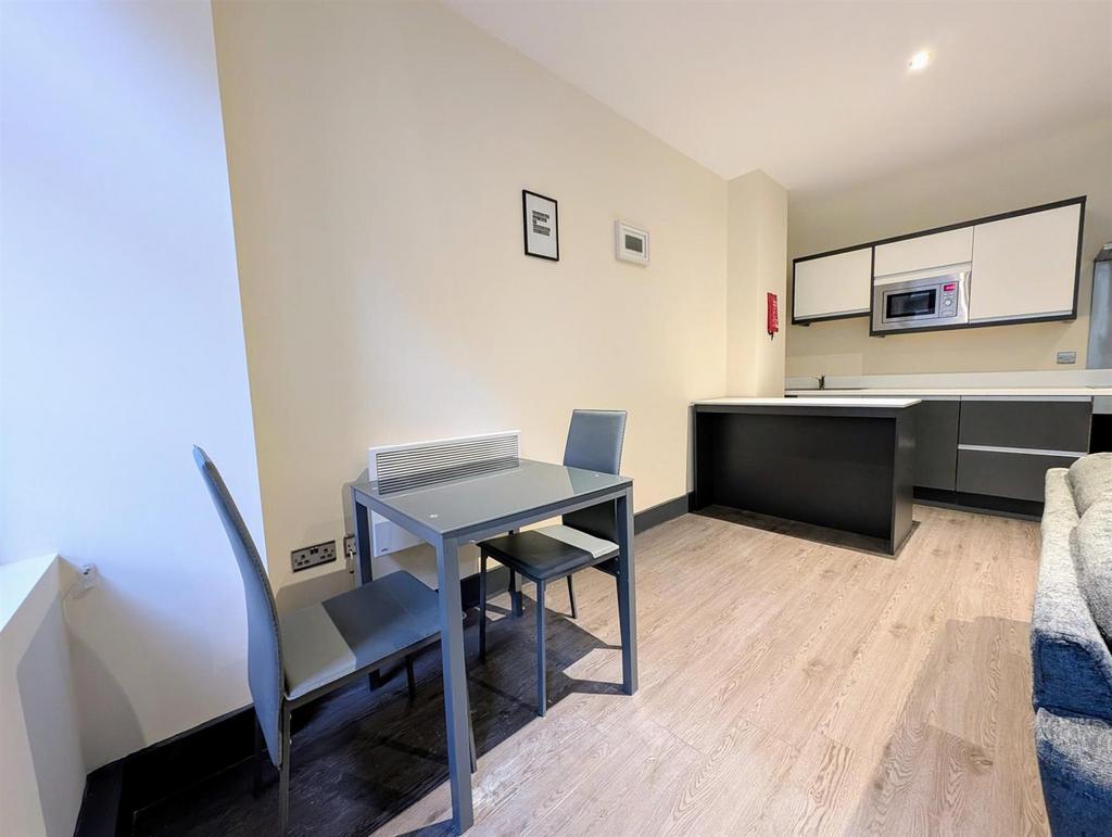 Dining Area.jpg