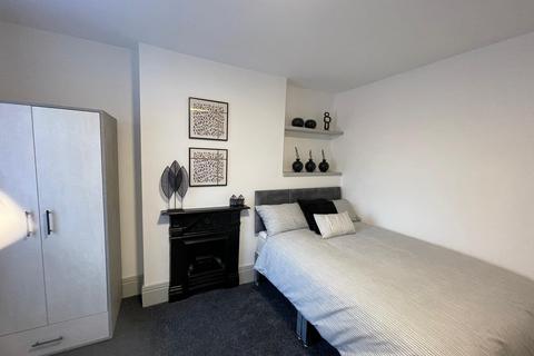 1 bedroom apartment to rent, New Road, PETERBOROUGH PE2