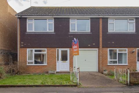 3 bedroom terraced house for sale, Livingstone Road, Broadstairs, CT10