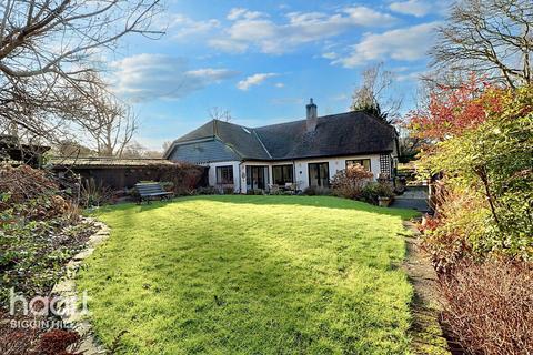 3 bedroom detached bungalow for sale, Church Road, Brasted