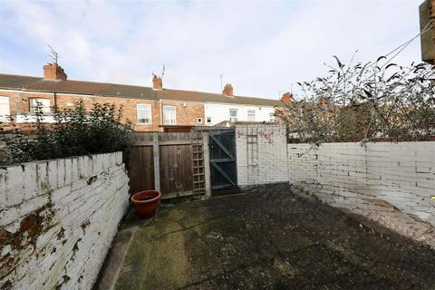 2 bedroom terraced house for sale, Thoresby Street, Hull