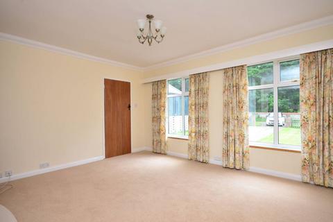 3 bedroom semi-detached house to rent, Dirtham Lane, Effingham, Leatherhead, KT24