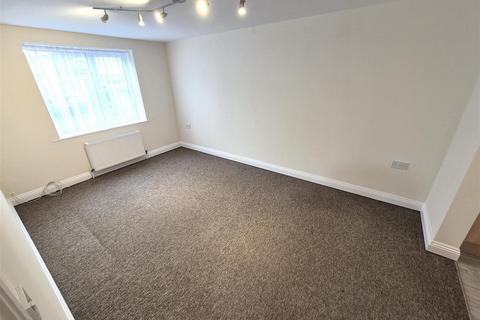 2 bedroom ground floor flat for sale, Ashley Road, Poole BH14