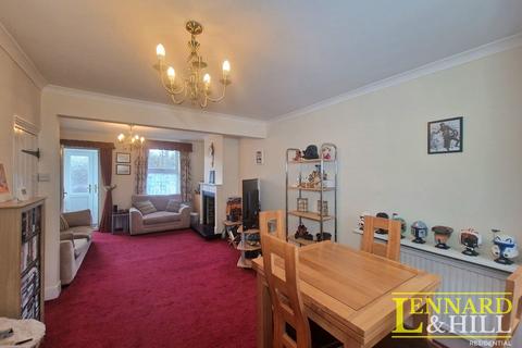 2 bedroom terraced house for sale, Heath Road, Orsett Heath RM16