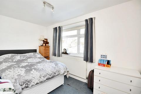 77 Messack Close, Falmouth, TR11 4SH