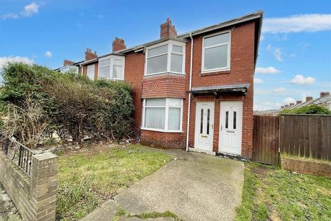 2 bedroom flat for sale, Wellington Road, Gateshead NE11