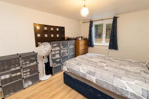 2 bedroom flat for sale, Kensington Court, Felling, Gateshead