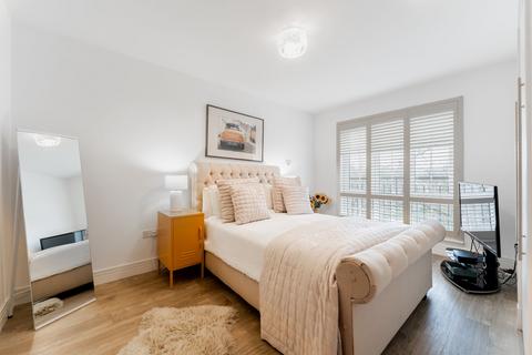 Flat 3/2, 1 Alexander Grove, Bearsden, Glasgow, G61 3EE