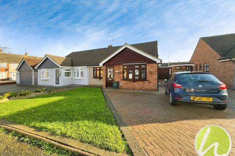 19 Goldsmiths Avenue, Corringham, Stanford-le-hope, SS17 7HT