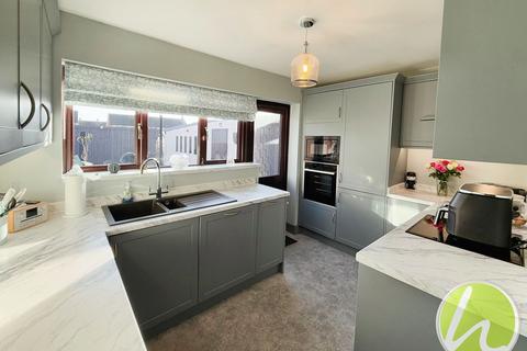 19 Goldsmiths Avenue, Corringham, Stanford-le-hope, SS17 7HT