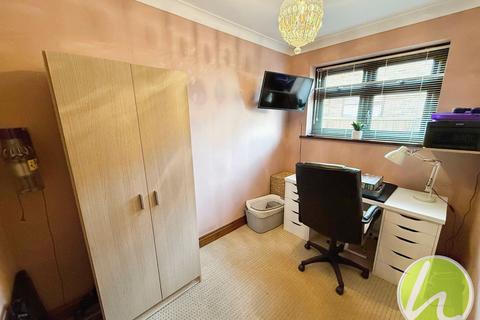 19 Goldsmiths Avenue, Corringham, Stanford-le-hope, SS17 7HT