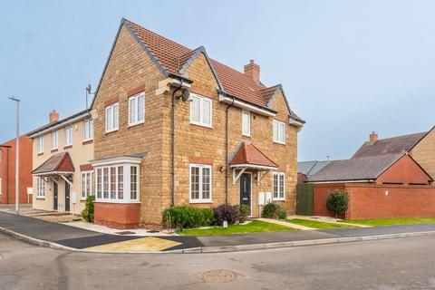 Well presented family home in Yatton's Chestnut Park