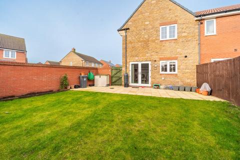 3 bedroom semi-detached house for sale, Well presented family home in Yatton's Chestnut Park