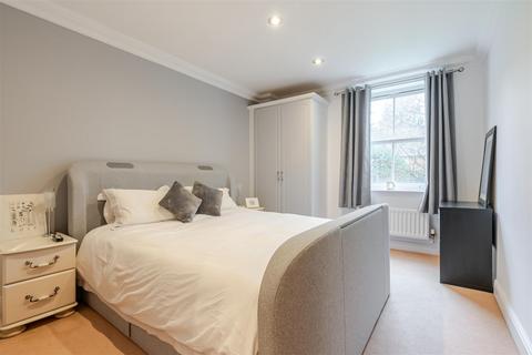 2 bedroom apartment for sale, Grand Regency Heights, Ascot