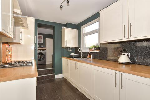 60 Clive Road, Rochester, ME1 3DA