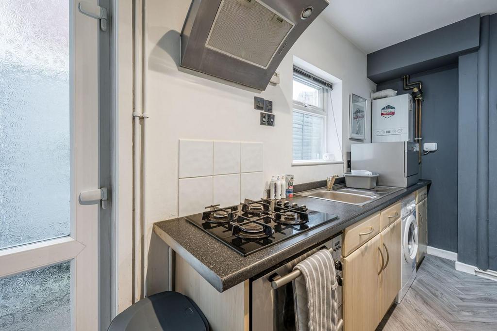 Kitchen 3