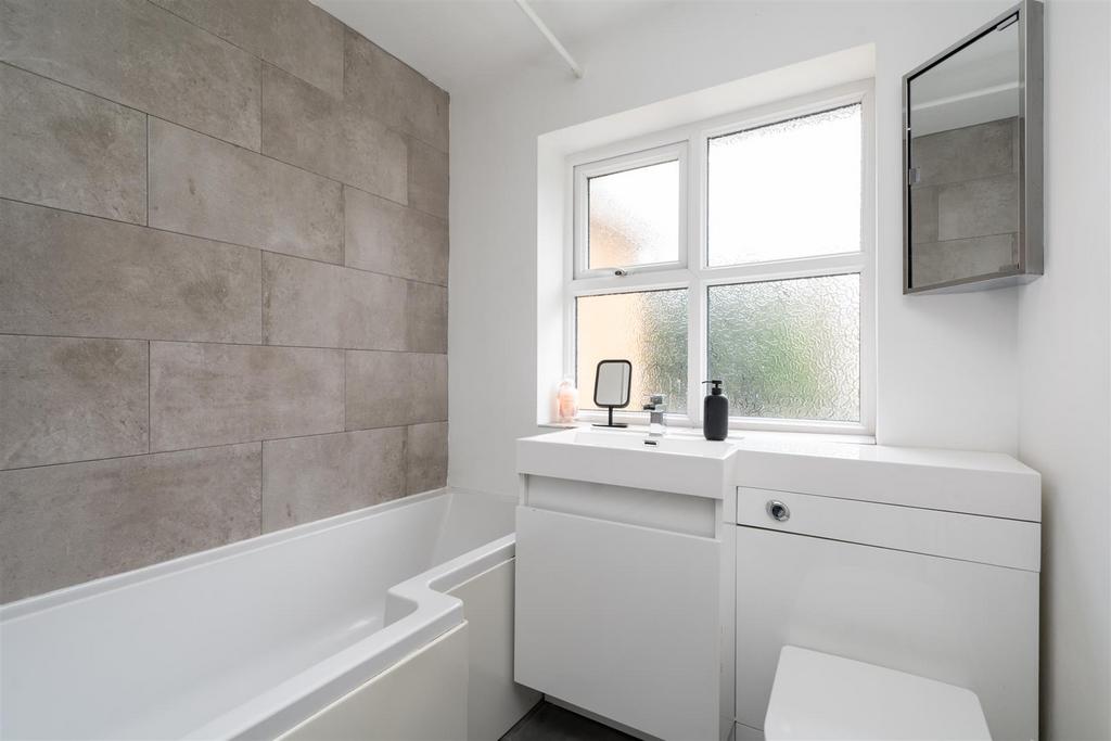 27 Ullenhall Road 10.jpg