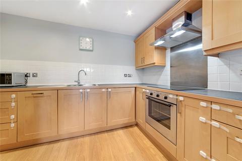 2 bedroom apartment to rent, Locksons Close, London, E14