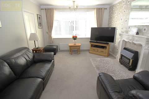 3 bedroom end of terrace house for sale, Cheriton Road Flixton