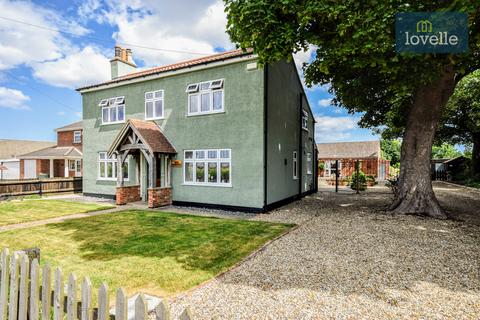 4 bedroom detached house for sale, Main Road, Grainthorpe LN11