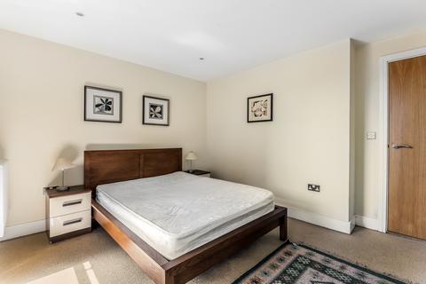 2 bedroom flat to rent, Merryweather Place Greenwich SE10