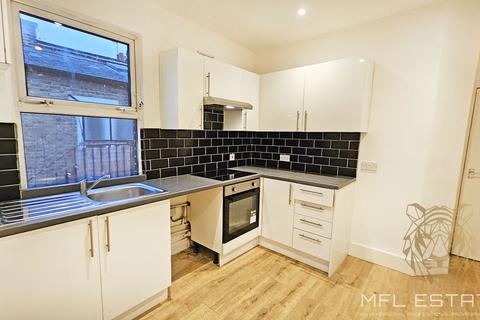 2 bedroom flat to rent, Brownhill Road, London SE6