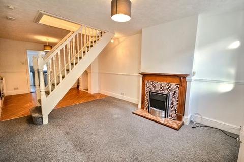 17 Avon Terrace, Salisbury, SP2 7BT