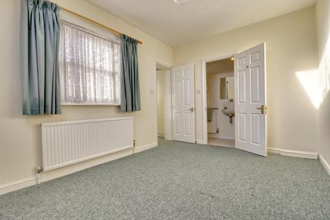 4 Cowlins, Harlow, CM17 0FZ