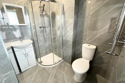 Studio to rent, Dogsthorpe Road, PETERBOROUGH PE1