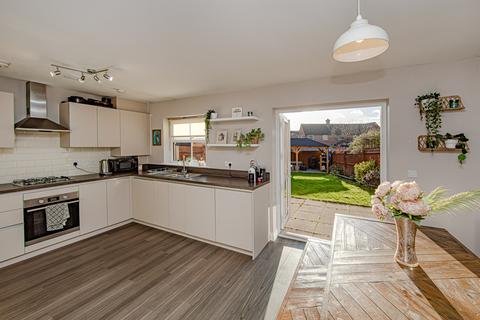 4 bedroom detached house for sale, Blackbird Close, Colchester, Essex