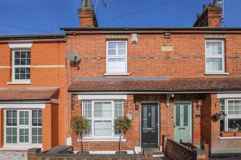 2 bedroom house for sale, Victoria Road, Brentwood