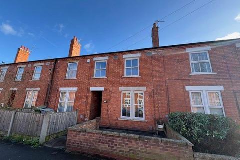 3 bedroom terraced house to rent, Lime Grove, Newark, Notts, NG24