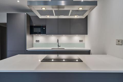 3 bedroom apartment to rent, Atlantis Avenue, Beckton E16