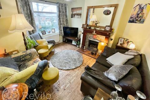 3 bedroom semi-detached house for sale, Bentley Avenue, Middleton, M24