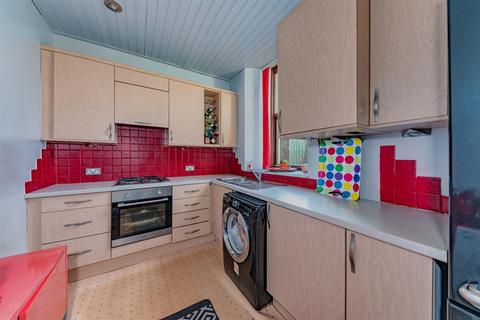 2 bedroom flat for sale, Bath Street, Broughty Ferry DD5