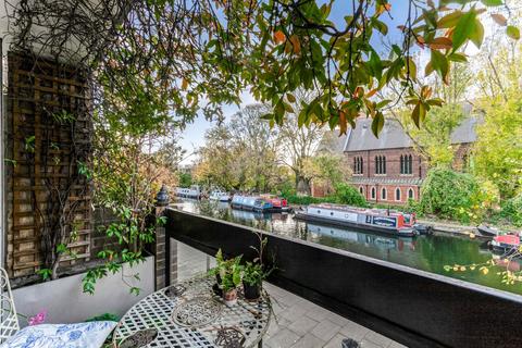 3 bedroom apartment for sale, Barnwood Close, Little Venice