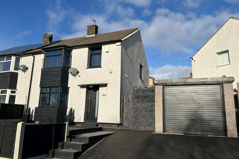 3 bedroom semi-detached house for sale, Eversley Drive, Bradford, BD4