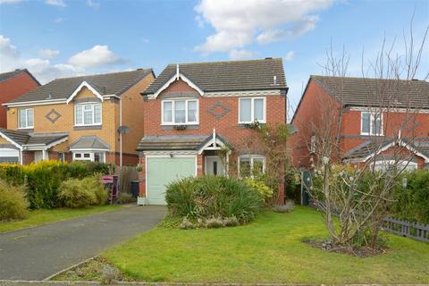 3 bedroom detached house for sale, Reedham Road, Herongate, Shrewsbury