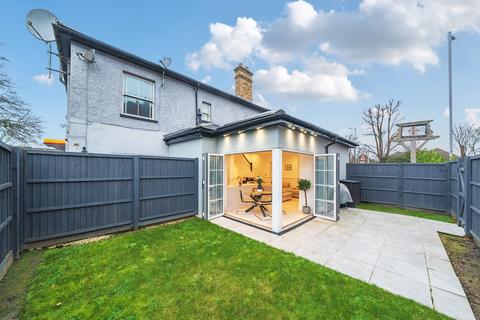 Flat 1, Landau House, 67 Croydon Road, Keston, BR2 6EH
