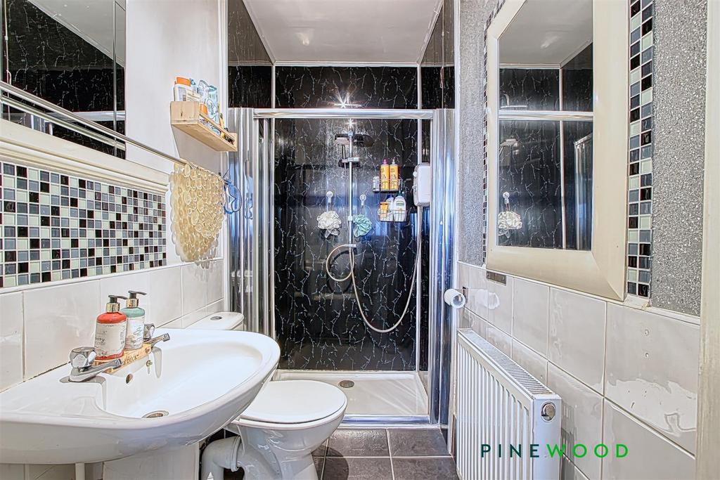 Ground Floor Shower Room