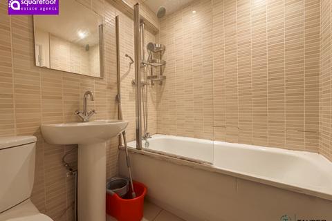 Flat 2, 12 Piercefield Place, Cardiff, CF24 0LD