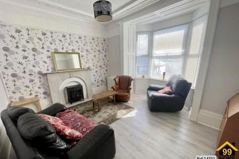 5 bedroom end of terrace house for sale, High Terrace, Holyhead, Anglesey, LL65