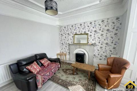 5 bedroom end of terrace house for sale, High Terrace, Holyhead, Anglesey, LL65