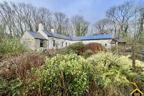 2 bedroom cottage for sale, Hen Lon, Llangristiolus, Bodorgan, Anglesey, LL62