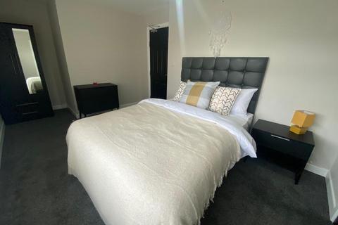 4 bedroom house share to rent, 87 Buckley Lane, Bolton