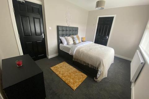 4 bedroom house share to rent, 87 Buckley Lane, Bolton