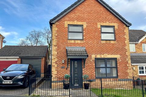 4 bedroom detached house for sale, Chaucer Drive, Crook, DL15