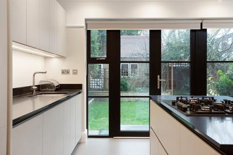 1 Westlea Road, London, W7 2AH