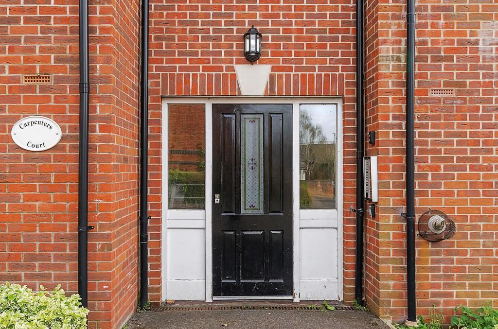 2 Carpenters Court front enterance.jpg